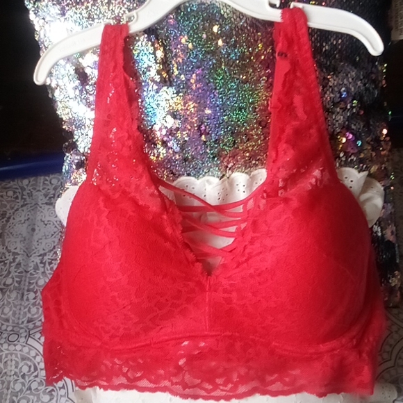 Pink! Red lace push up bralette - Picture 1 of 9